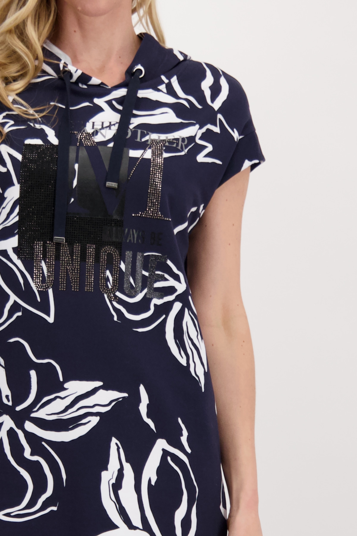 MONARI Kleid Midi Blume allover 10711151 kaufen | WÖHRL